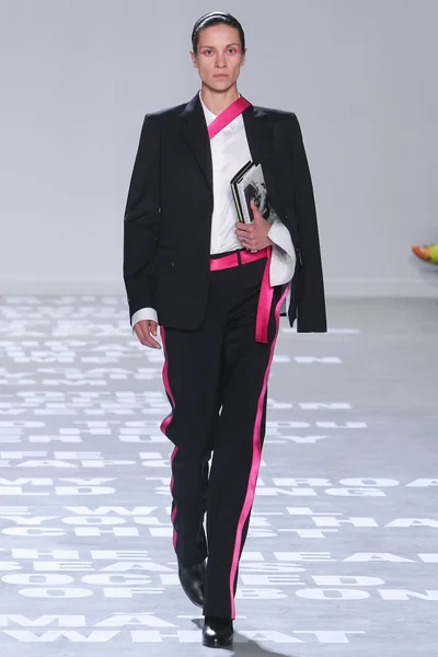 Look 1
